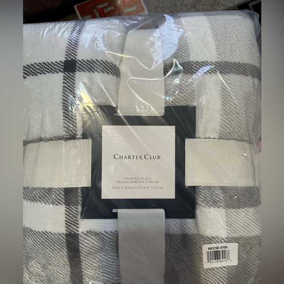 Plaid Plush Reversible Sherpa Throw - Picture 4 of 10